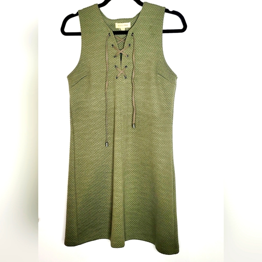 Sleeveless dress Green size S